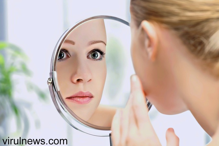 Face seeing in mirror